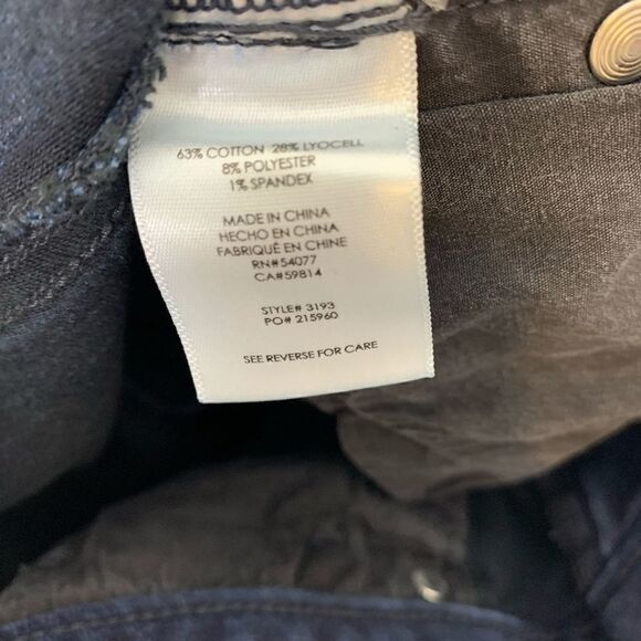 Cabi Dusk Destructed Distresses Skinny Jeans - Picture 6 of 7